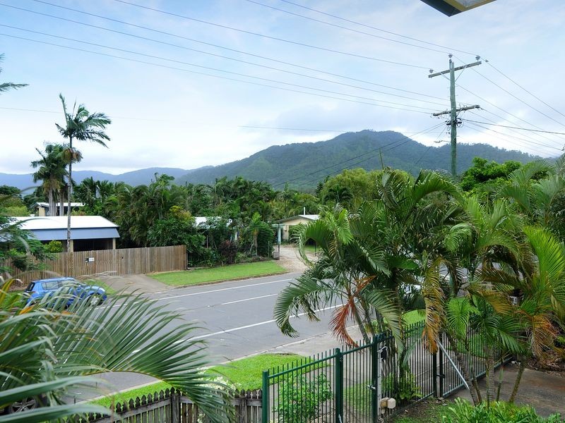 8/18 Jensen Street, Manoora QLD 4870