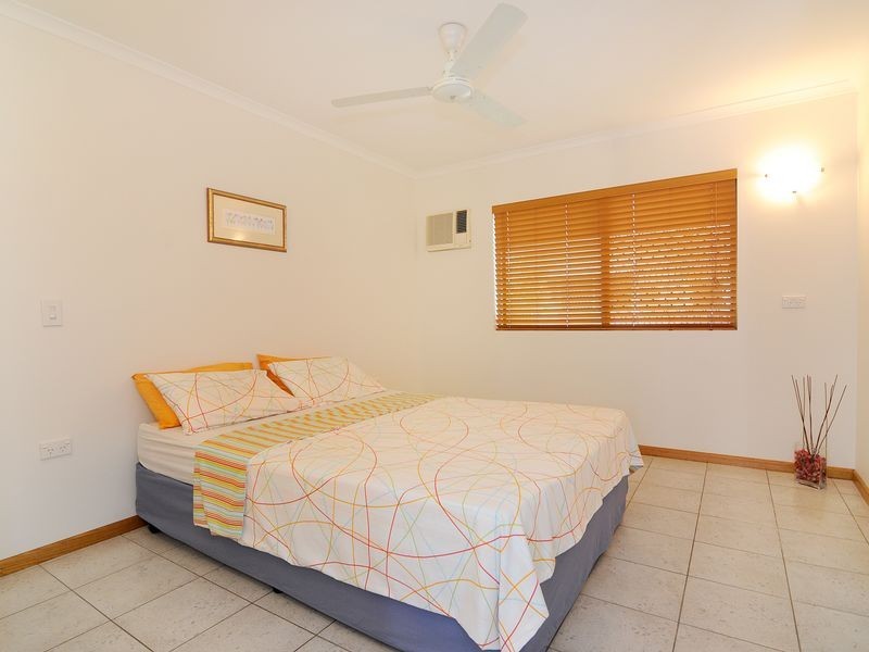 8/18 Jensen Street, Manoora QLD 4870