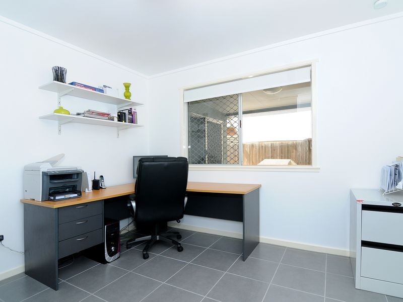 17 Purbeck Place, Edge Hill QLD 4870