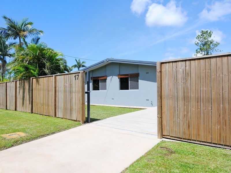 17 Purbeck Place, Edge Hill QLD 4870