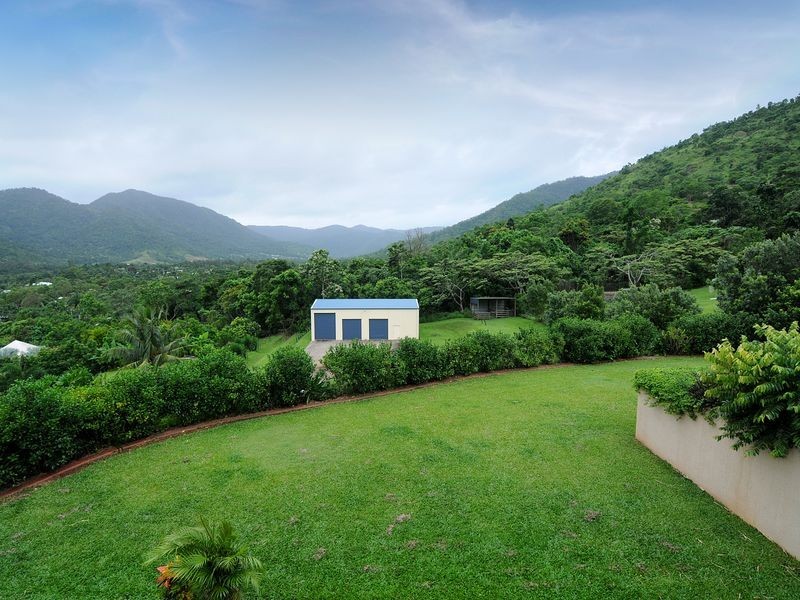 5-7 Kirrima Court, Redlynch QLD 4870