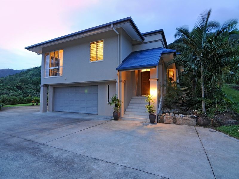 5-7 Kirrima Court, Redlynch QLD 4870