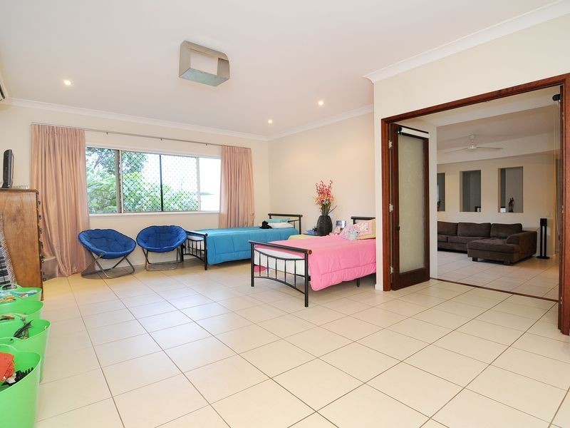 5-7 Kirrima Court, Redlynch QLD 4870