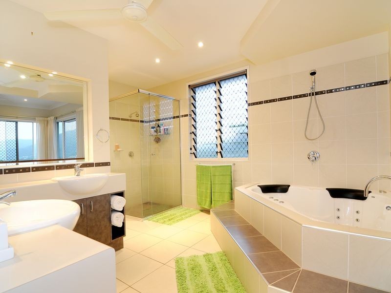 5-7 Kirrima Court, Redlynch QLD 4870