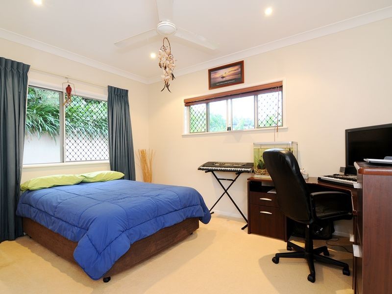 5-7 Kirrima Court, Redlynch QLD 4870