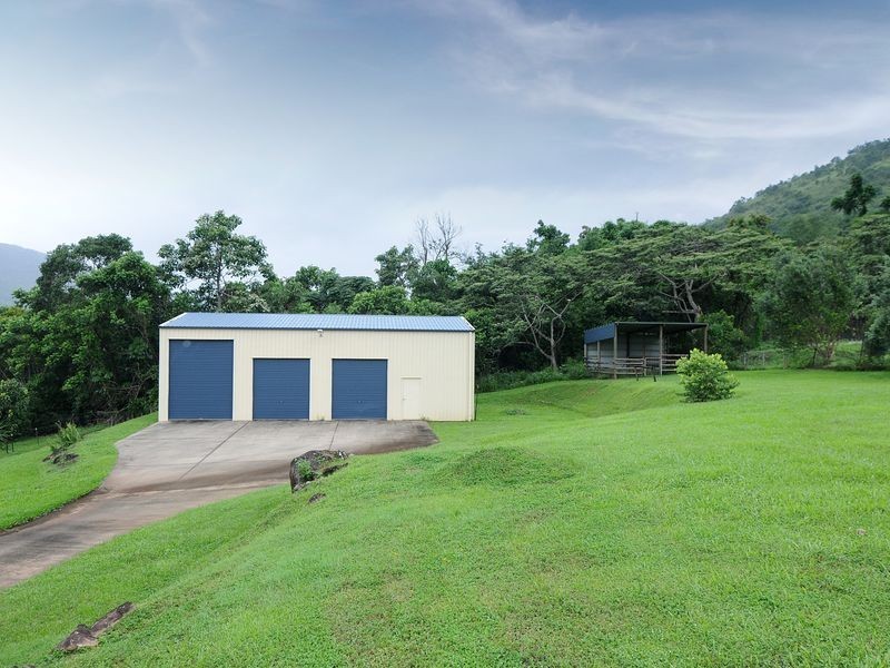 5-7 Kirrima Court, Redlynch QLD 4870