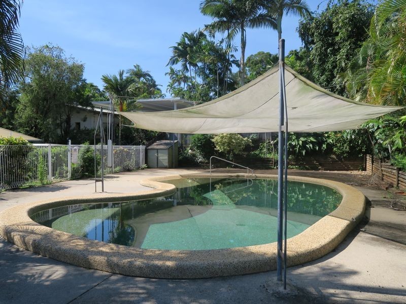 18 Brady Close, Brinsmead QLD 4870