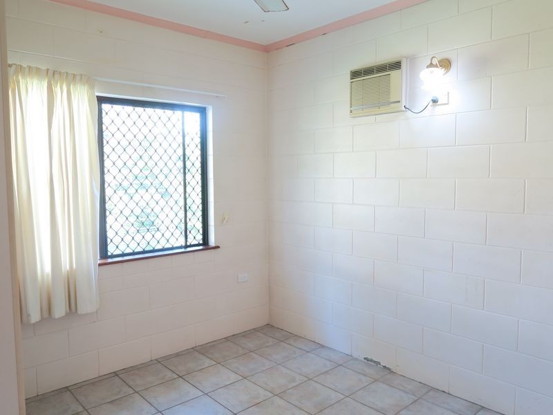 18 Brady Close, Brinsmead QLD 4870