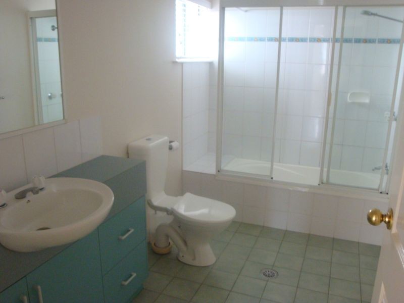 3/7 Springfield Crescent, Manoora QLD 4870