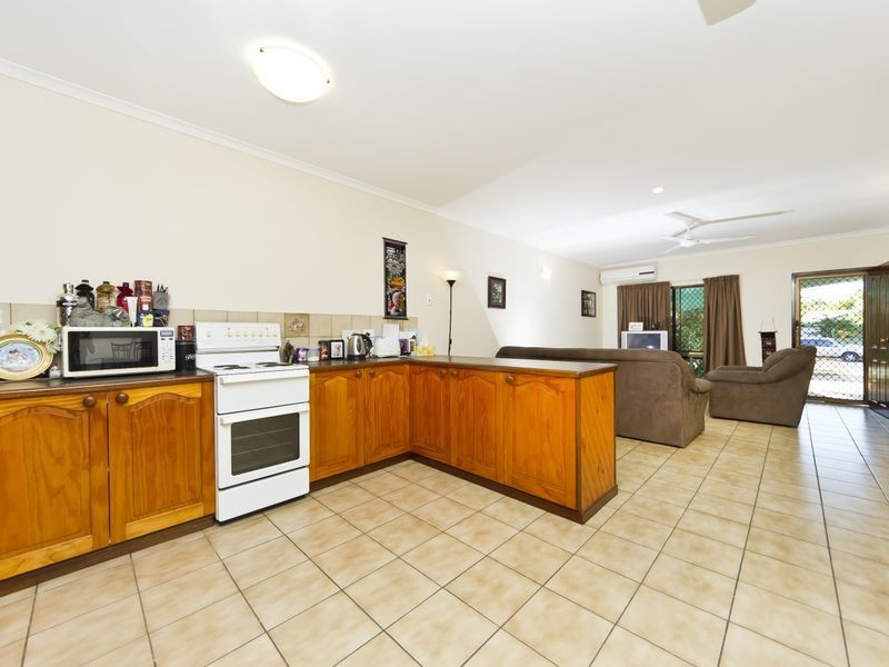 15 Golden Grove Drive, Bentley Park QLD 4869