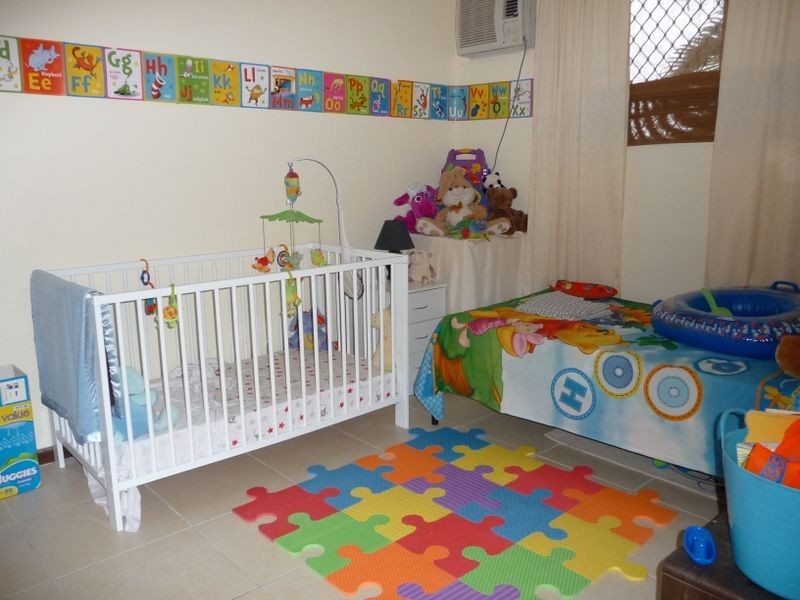 2/87 Earl Street, Westcourt QLD 4870