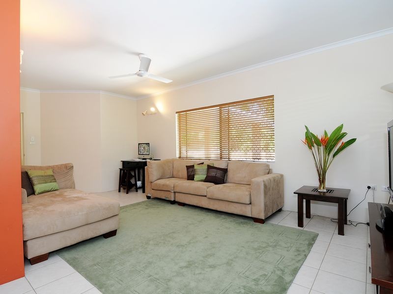 17 Tolson Close, Brinsmead QLD 4870