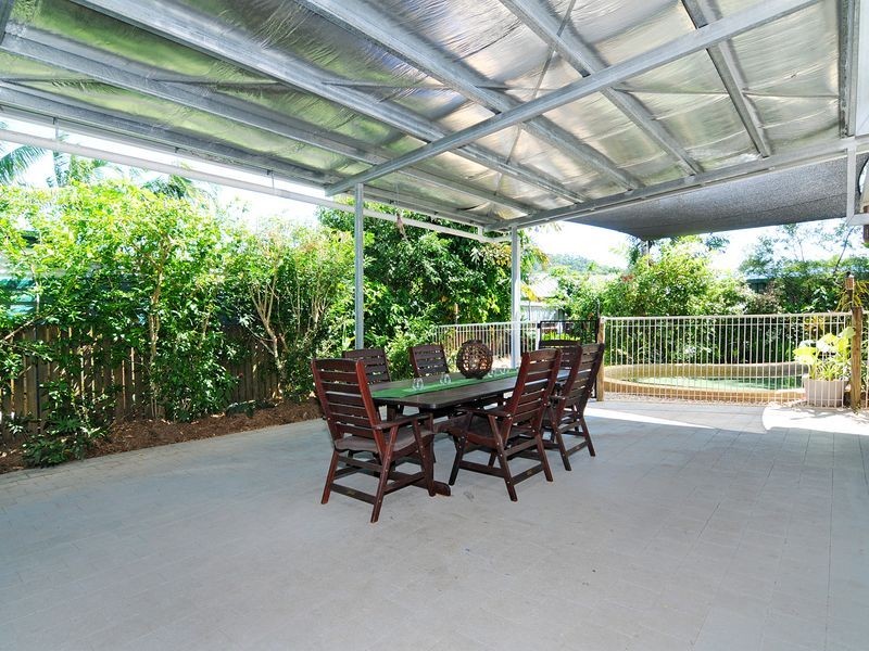 17 Tolson Close, Brinsmead QLD 4870