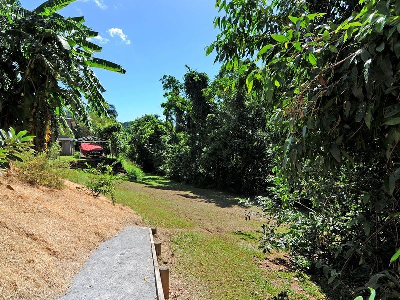 17 Tolson Close, Brinsmead QLD 4870