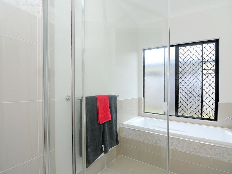 12 Greendale Close, Brinsmead QLD 4870