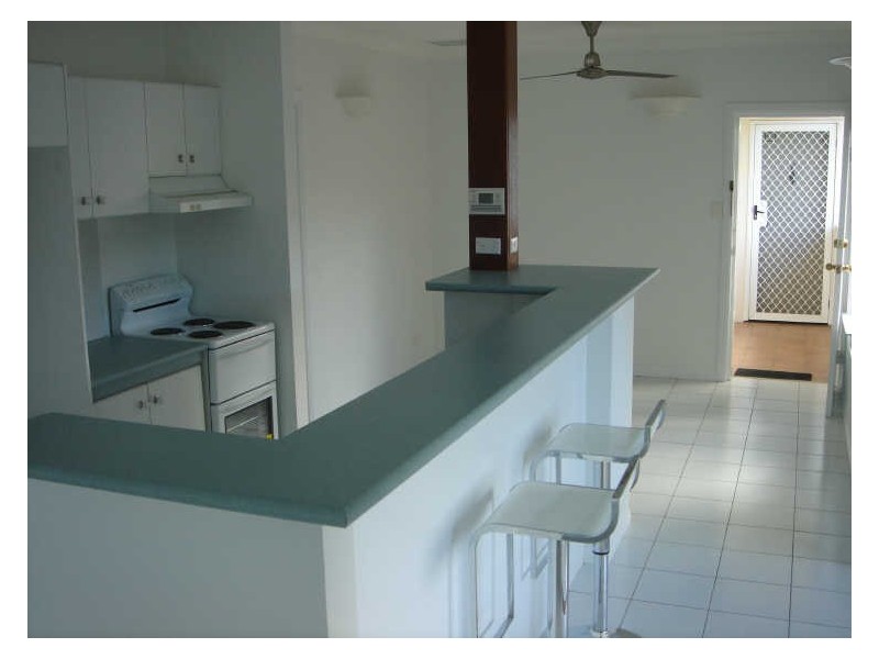 9/28 Springfield Crescent, Manoora QLD 4870