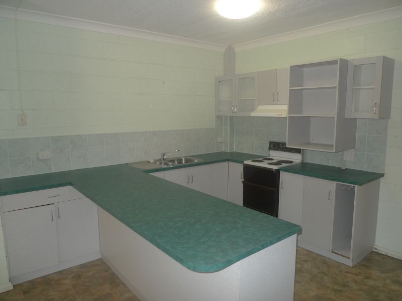 2/513 Varley Street, Yorkeys Knob QLD 4878