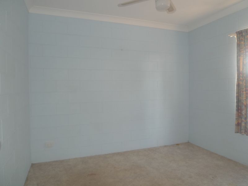 2/513 Varley Street, Yorkeys Knob QLD 4878