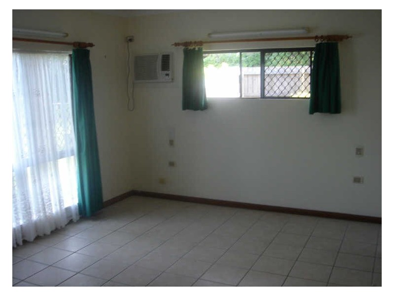 9 Fraser Close, Kanimbla QLD 4870