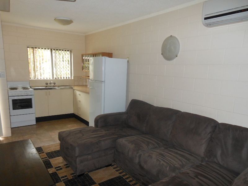 1/3 Mcpherson  Close, Edge Hill QLD 4870