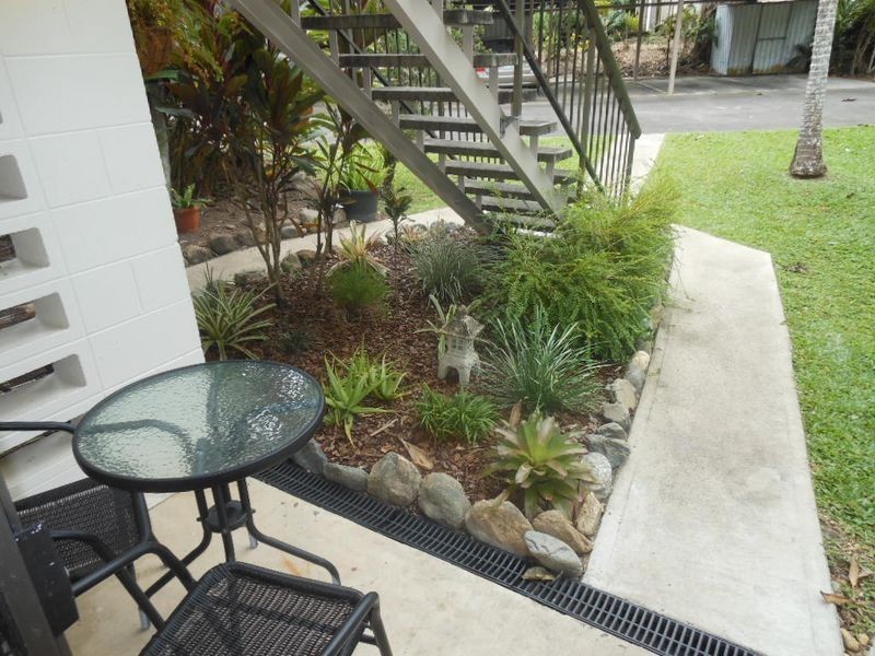 1/3 Mcpherson  Close, Edge Hill QLD 4870