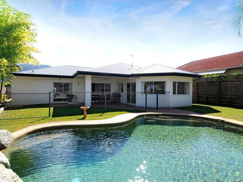 14 Greenock Way, Brinsmead QLD 4870