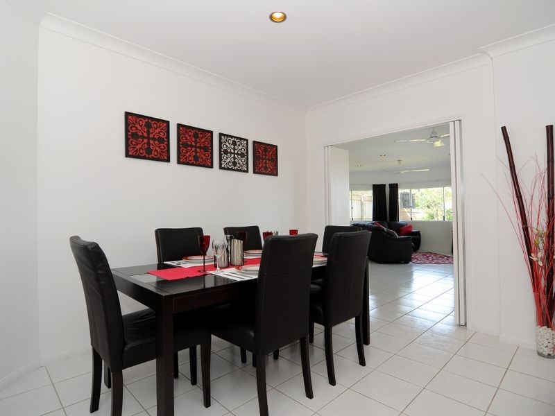 14 Greenock Way, Brinsmead QLD 4870