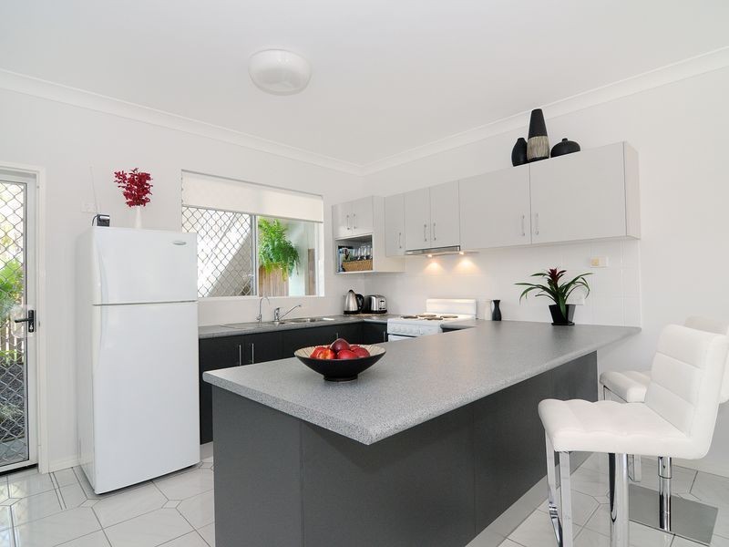 1/13 Givens Street, Westcourt QLD 4870