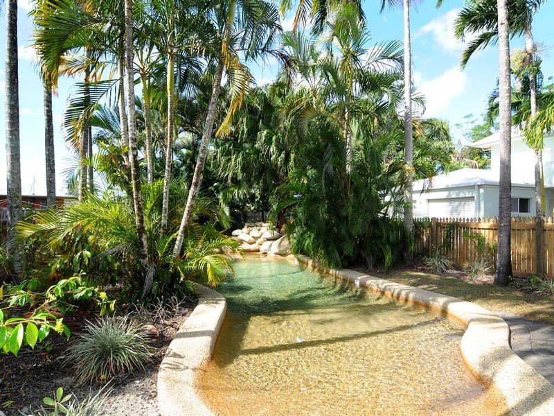 1/13 Givens Street, Westcourt QLD 4870