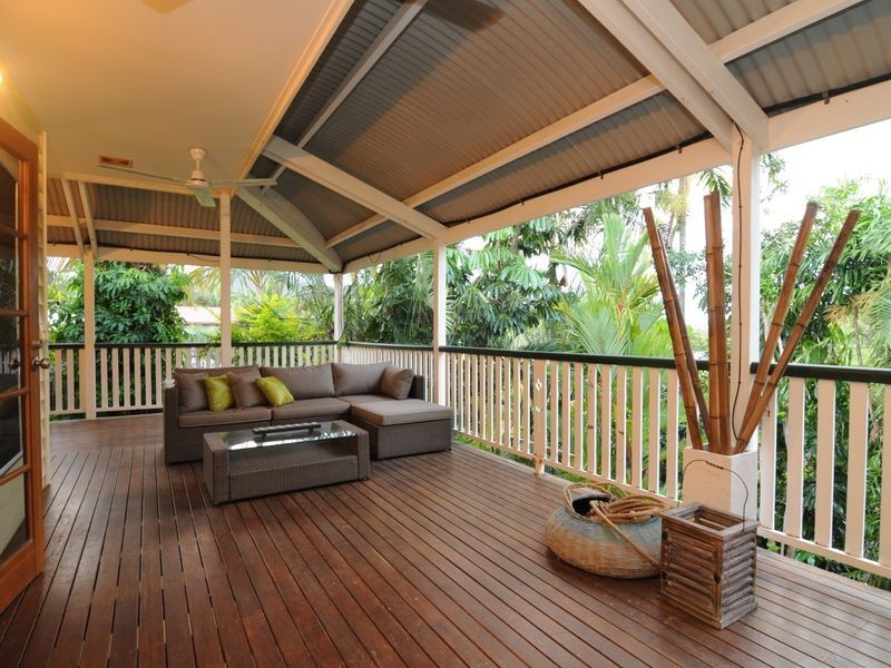 22 Trundle Terrace, Whitfield QLD 4870