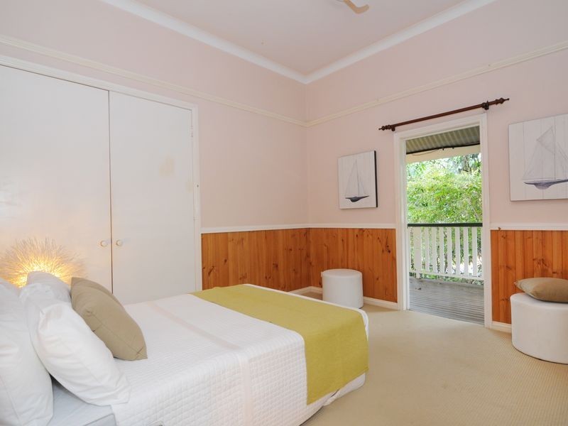 22 Trundle Terrace, Whitfield QLD 4870