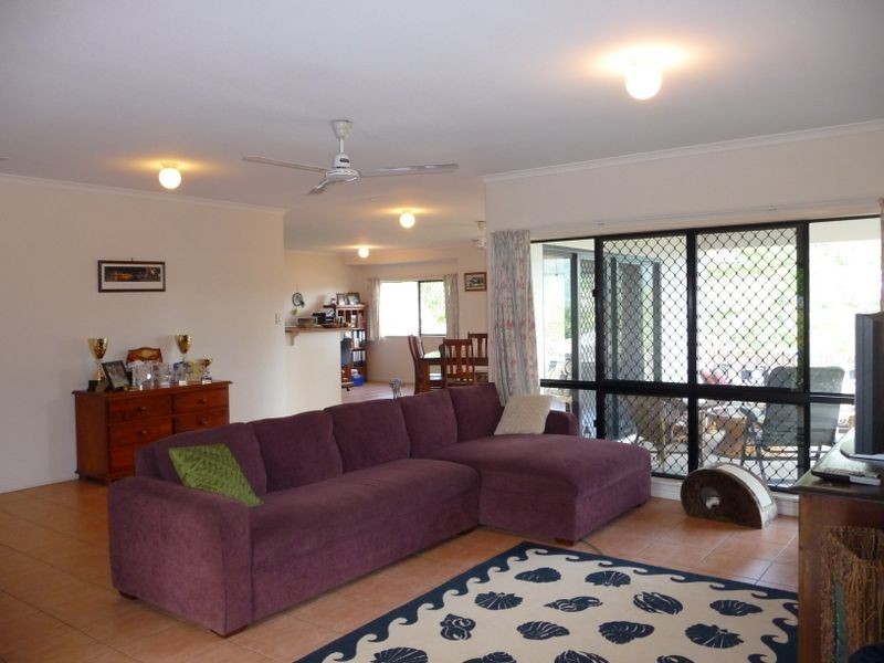 3 Everglade Rise, Brinsmead QLD 4870