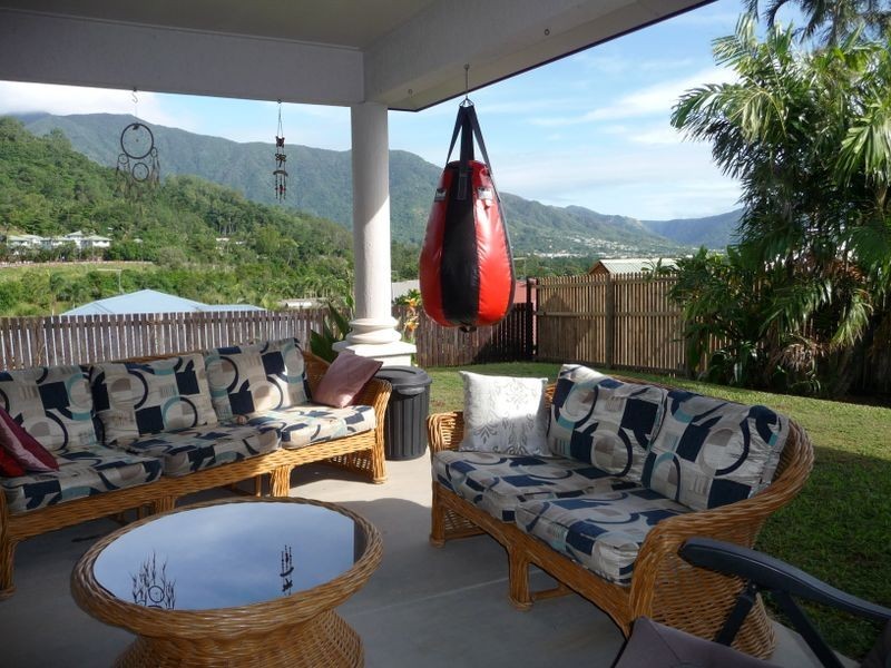 3 Everglade Rise, Brinsmead QLD 4870