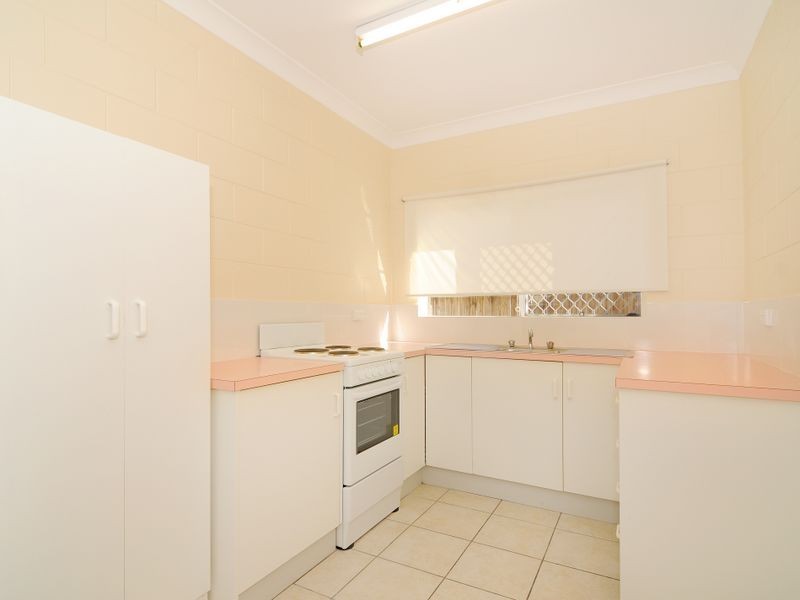 6/52 Pease Street, Manoora QLD 4870