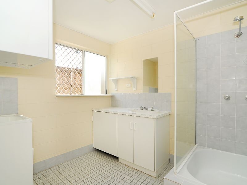 6/52 Pease Street, Manoora QLD 4870