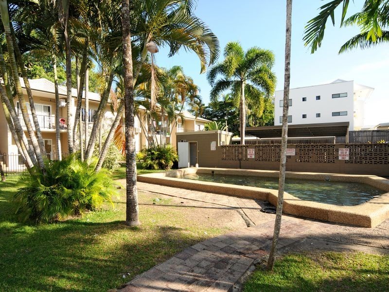 6/52 Pease Street, Manoora QLD 4870