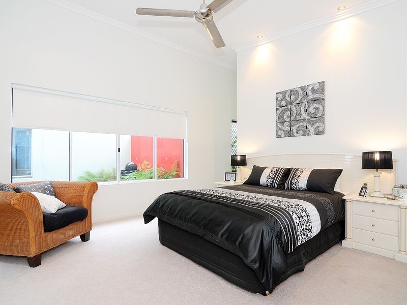 49 Flecker Street, Whitfield QLD 4870