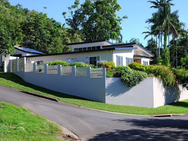 49 Flecker Street, Whitfield QLD 4870