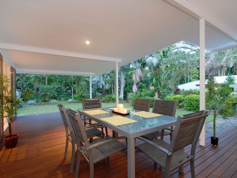 22 Bolton Street, Whitfield QLD 4870