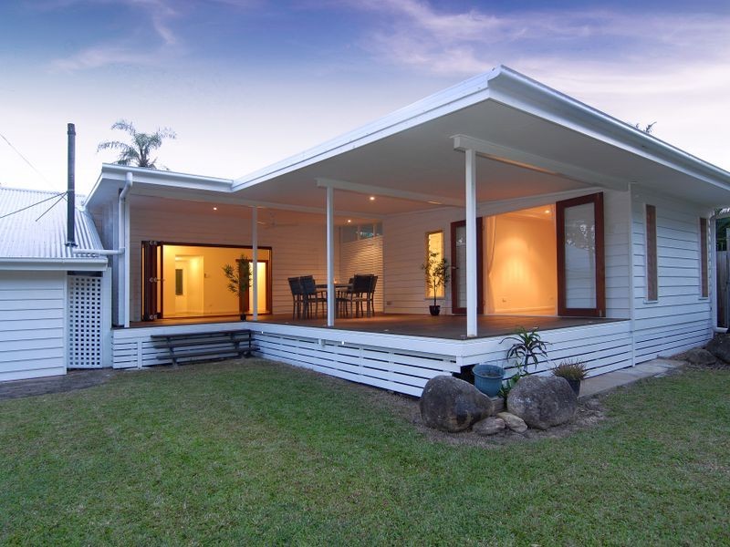 22 Bolton Street, Whitfield QLD 4870