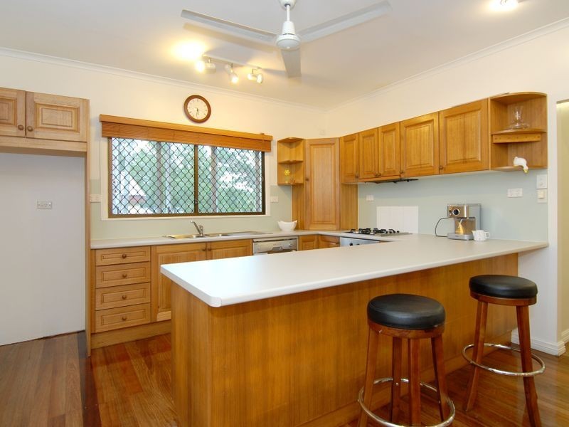 22 Bolton Street, Whitfield QLD 4870