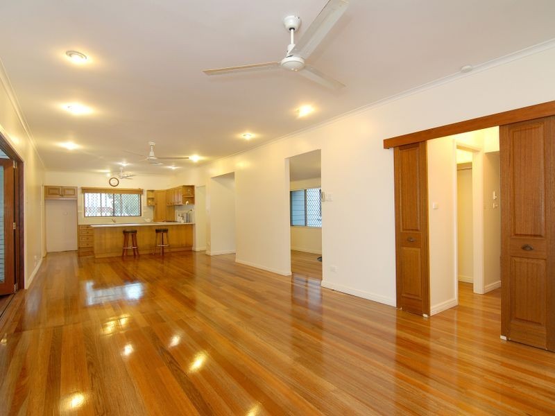 22 Bolton Street, Whitfield QLD 4870