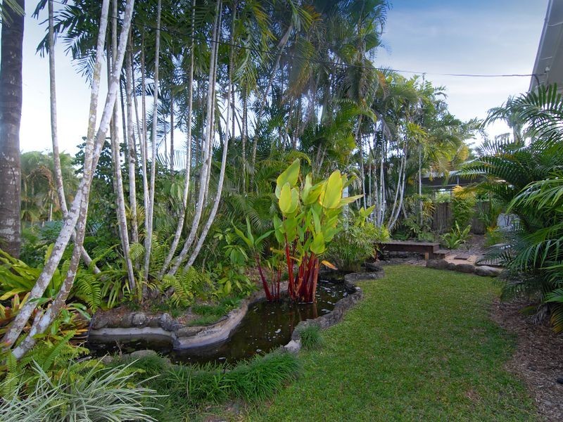 22 Bolton Street, Whitfield QLD 4870