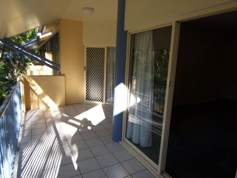 8/35 Greenslopes Street, Edge Hill QLD 4870