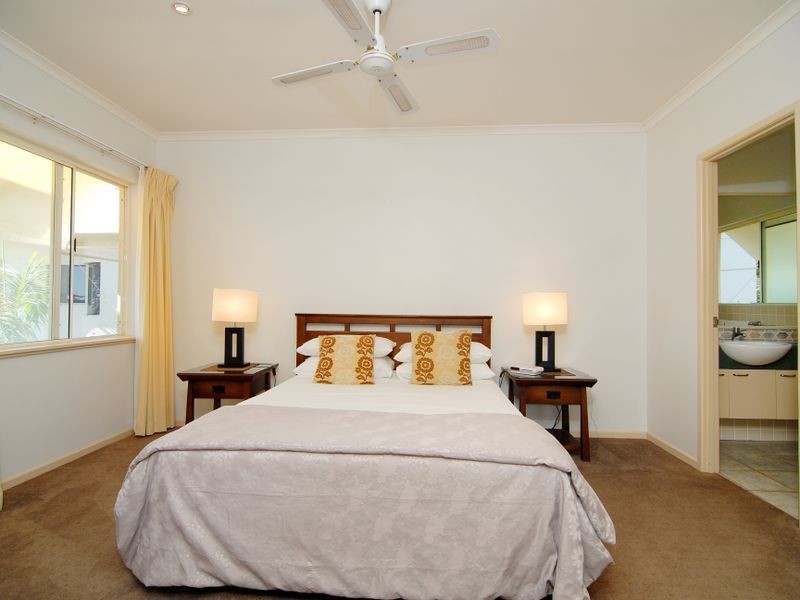 9/39-43 Vasey Esplanade, Trinity Beach QLD 4879