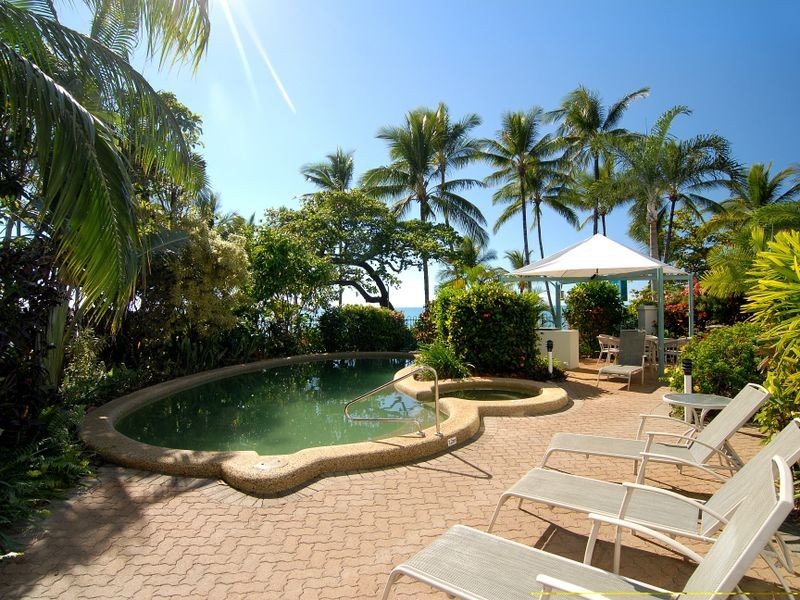 9/39-43 Vasey Esplanade, Trinity Beach QLD 4879