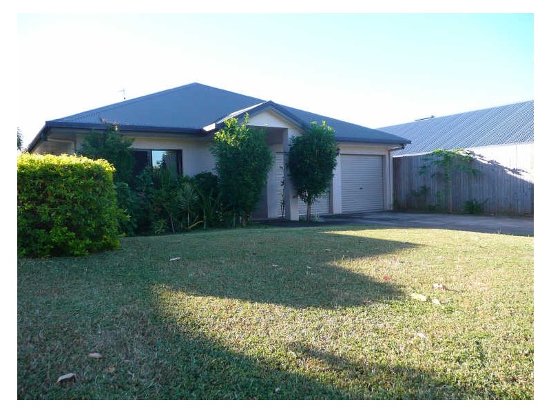 6 Brian Street, Brinsmead QLD 4870