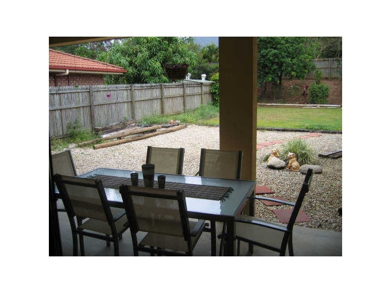 27 Opaline Street, Brinsmead QLD 4870