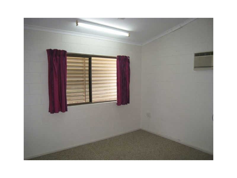 15 Cayley Street, Trinity Beach QLD 4879