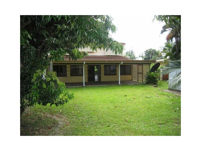 15 Cayley Street, Trinity Beach QLD 4879